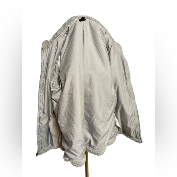 Patagonia Los Gatos Vest, Full Front Zip, Women’s Sz L, Side Pockets, EUC, Gray - Picture 10 of 10